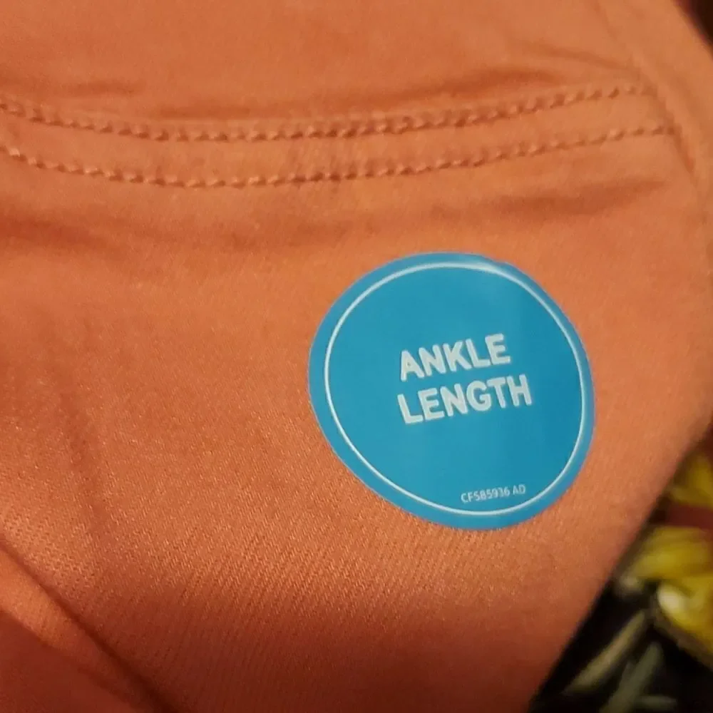 Carters Girls Size 14 Coral Ankle Length Jeggings